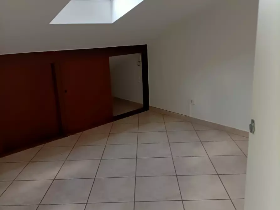 Immagine 9 di Casa trifamiliare in vendita  in centrale a Castel San Giovanni