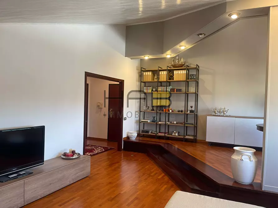 Immagine 1 di Attico in vendita  in Via Filippo Corridoni a Erice