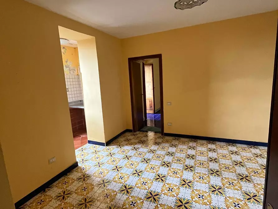 Immagine 6 di Bilocale in vendita  in Via Giuseppe Paesano 51 a Salerno