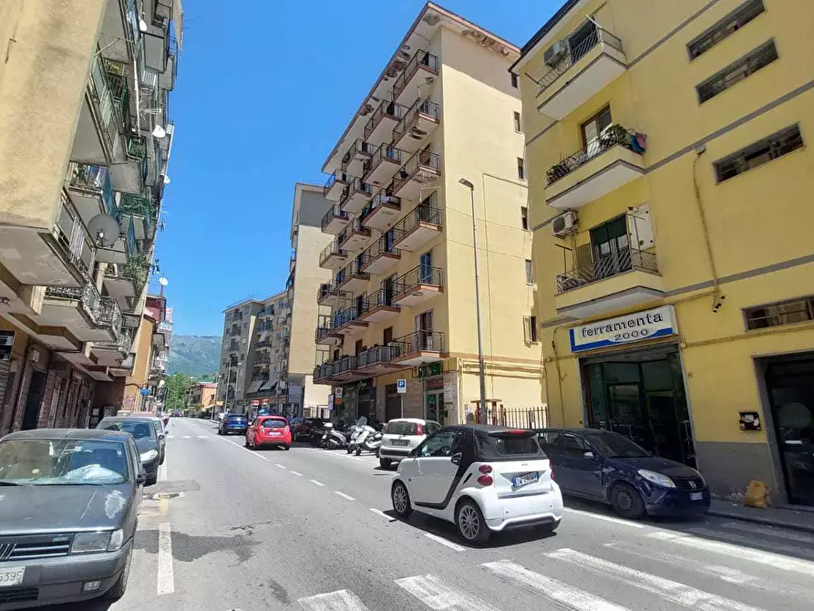 Immagine 1 di Trilocale in vendita  in Via Irno 72 a Salerno