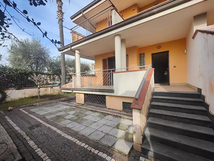 Immagine 27 di Villetta a schiera in vendita  in Via Furchi a Striano