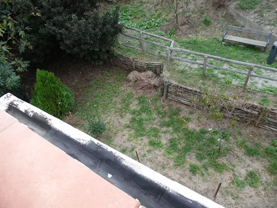 Immagine 45 di Quadrilocale in vendita  in Strada Statale 35 dei Giovi 53 a Mignanego