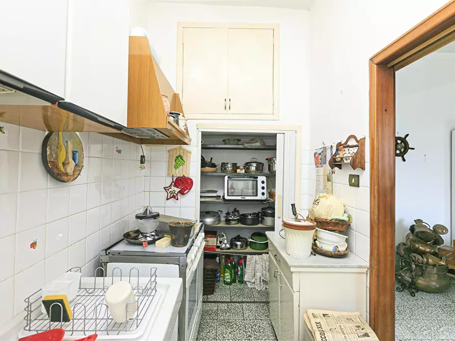 Immagine 26 di Pentalocale in vendita  in Via Primo Cavallieri 55 a Campomorone
