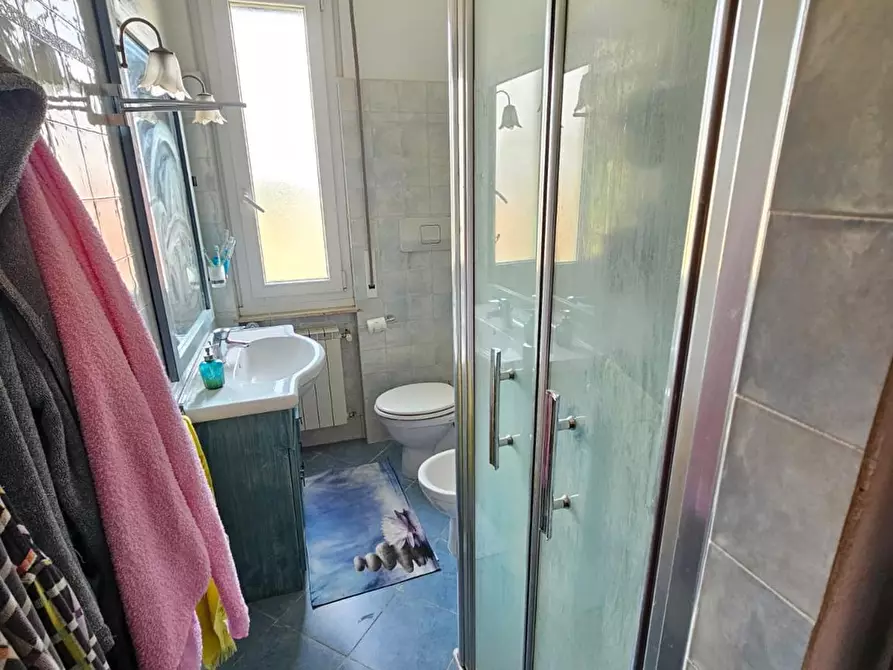 Immagine 30 di Quadrilocale in vendita  in Via Campomorone 105 a Genova