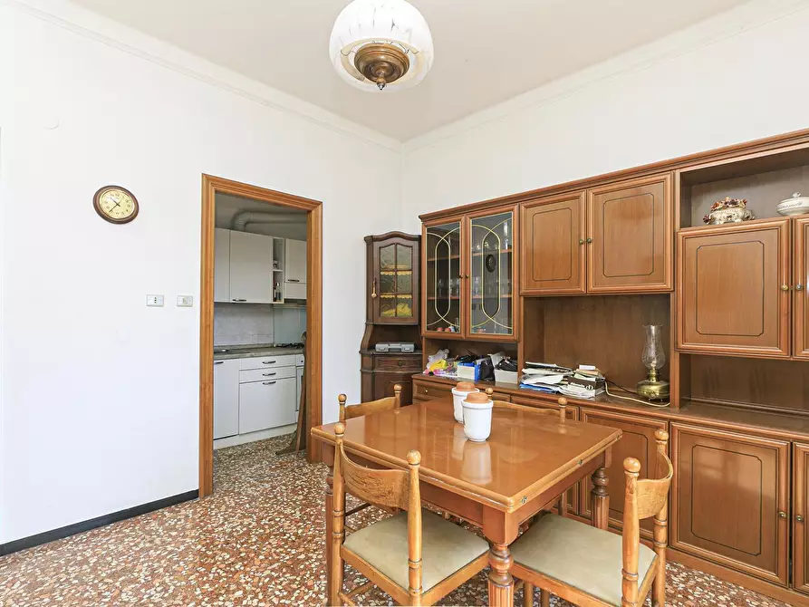 Immagine 14 di Quadrilocale in vendita  in Via Circonvallazione 5 a Campomorone