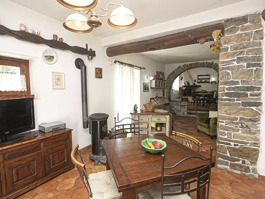 Immagine 8 di Villa in vendita  in Via privata Scanduè 23 a Serra Riccò