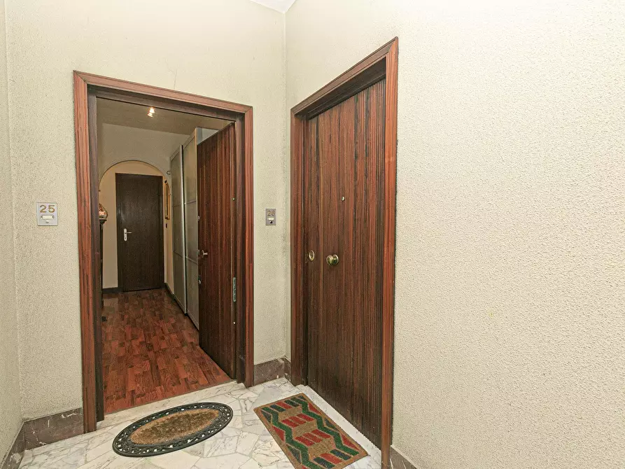 Immagine 25 di Bilocale in vendita  a Campomorone