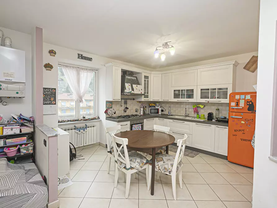 Immagine 7 di Trilocale in vendita  in via alle tine 18 a Ceranesi