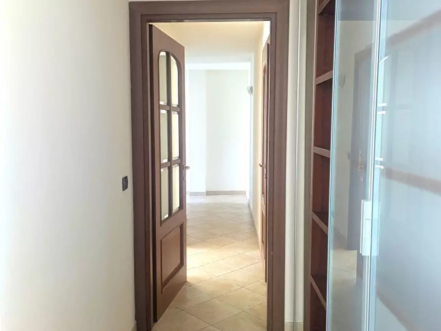 Immagine 9 di Trilocale in vendita  in Salita Serra Riccò 9 a Genova