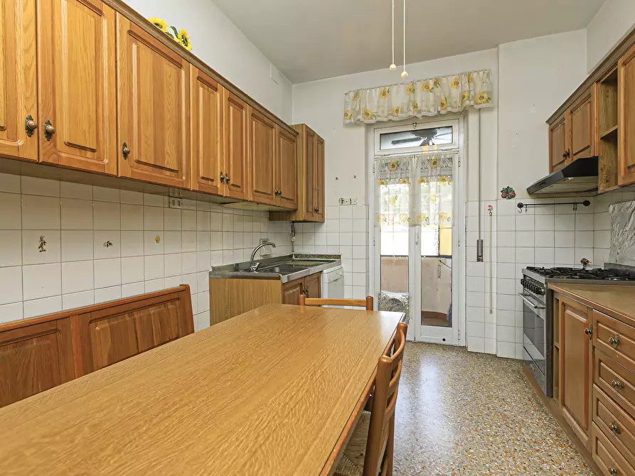 Immagine 14 di Pentalocale in vendita  in Via Bartolomeo Parodi 22 a Ceranesi