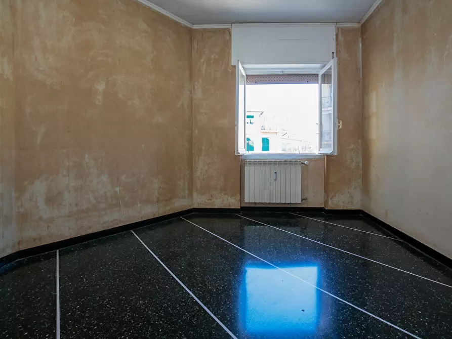Immagine 33 di Pentalocale in vendita  in Via Paolo Anfossi 68c a Genova