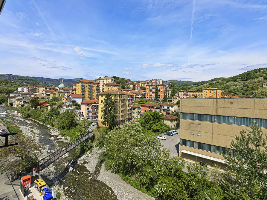 Immagine 17 di Pentalocale in vendita  in Via Bartolomeo Parodi 22 a Ceranesi