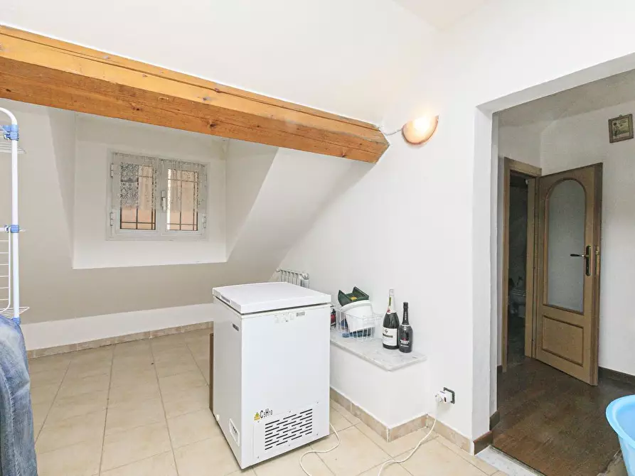 Immagine 27 di Quadrilocale in vendita  in Via Beata Chiara 13 a Genova