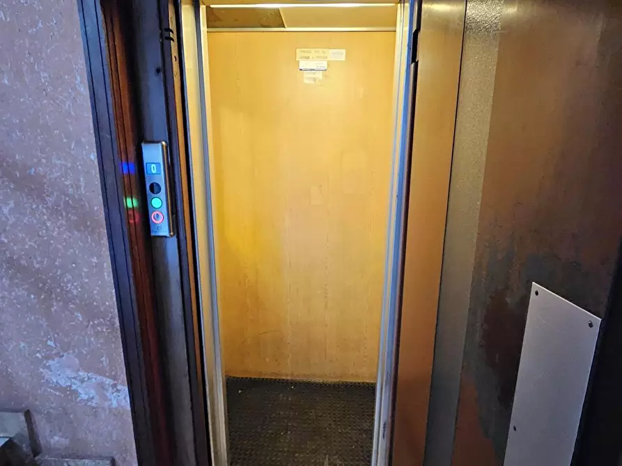 Immagine 26 di Trilocale in vendita  in Via Torino 31 a Campomorone