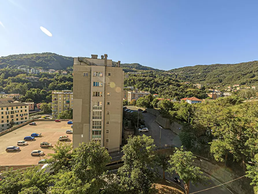 Immagine 39 di Pentalocale in vendita  in Via delle Acacie 10 a Genova