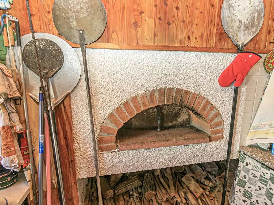 Immagine 75 di Pentalocale in vendita  in Via Costigliolo a Mignanego