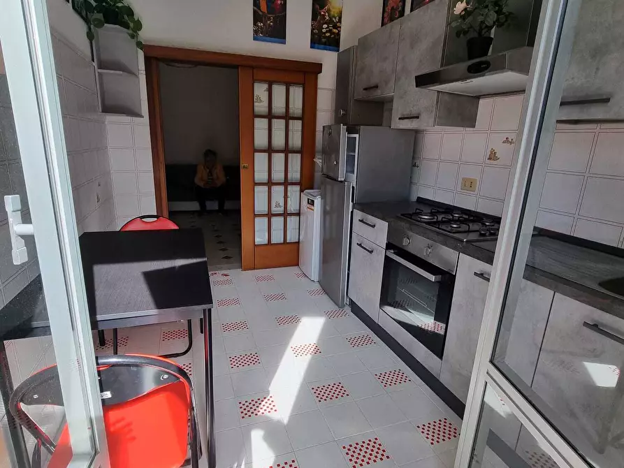 Immagine 12 di Bilocale in vendita  in Via Natale Gallino a Genova