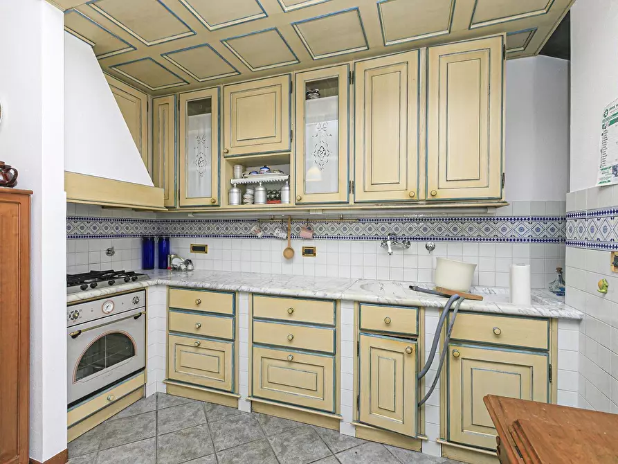 Immagine 9 di Quadrilocale in vendita  in Via Ennio Del Monte 5 a Campomorone