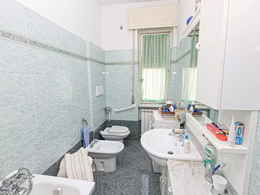 Immagine 33 di Pentalocale in vendita  in Via alcide de gasperi 28 a Campomorone