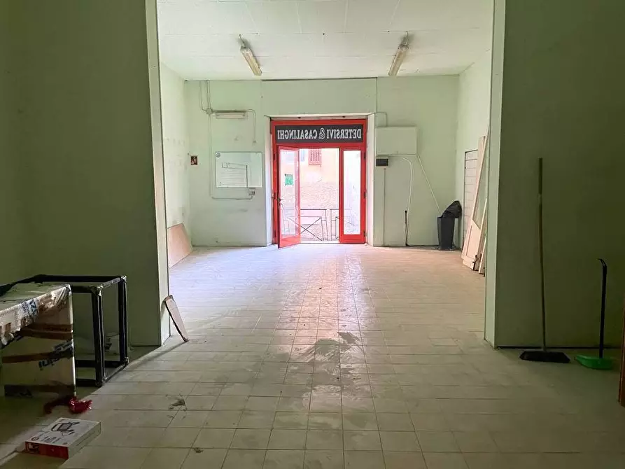 Immagine 13 di Locale commerciale in vendita  a Monte Argentario