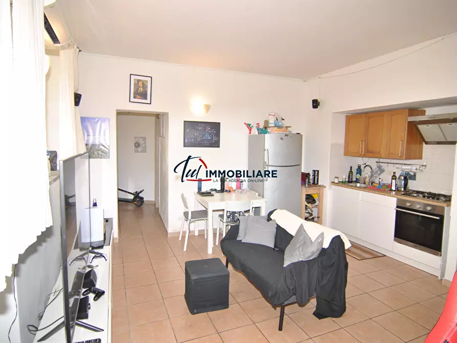 Immagine 12 di Bilocale in vendita  in Via Maggi 103 a Livorno