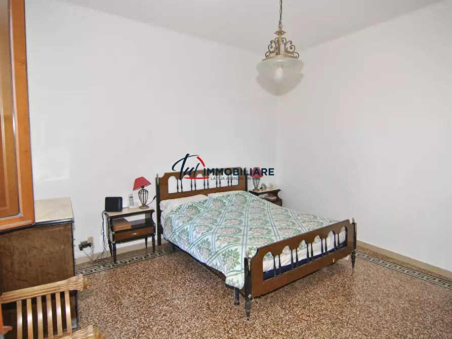 Immagine 16 di Casa indipendente in vendita  in Piazza della Chiesa 16 a Livorno
