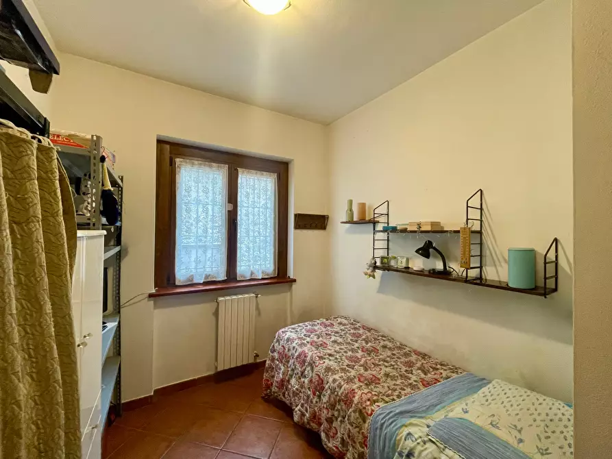 Immagine 12 di Villa in vendita  in Via Arezzana 3 a Mombarcaro