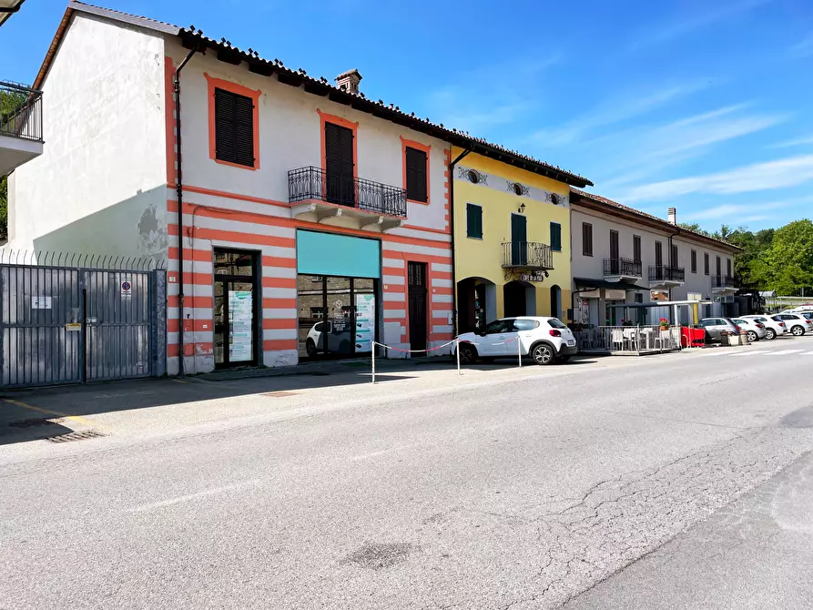 Immagine 1 di Laboratorio in vendita  in Via Savona 15 a Dogliani