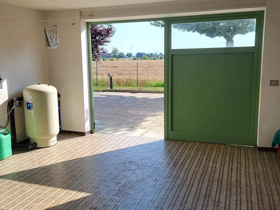 Immagine 39 di Villa in vendita  in Strada Cinta Fossa 6a a Roccabianca