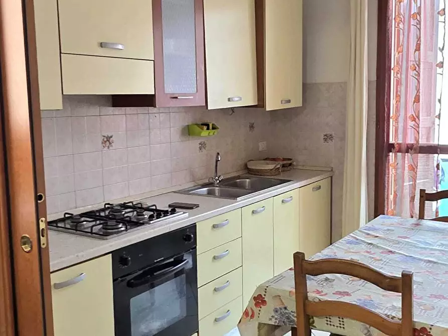 Immagine 15 di Trilocale in vendita  in Via Pezzarossa Vincenzo 2 a San Secondo Parmense