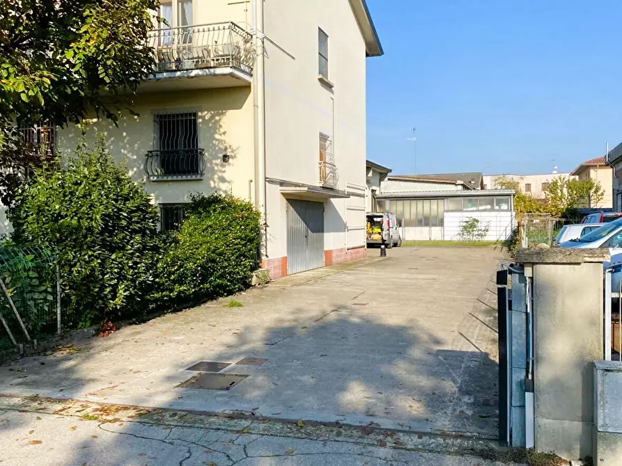 Immagine 23 di Attività artigianale in affitto  in Via Gaetano Donizetti 5 a San Secondo Parmense