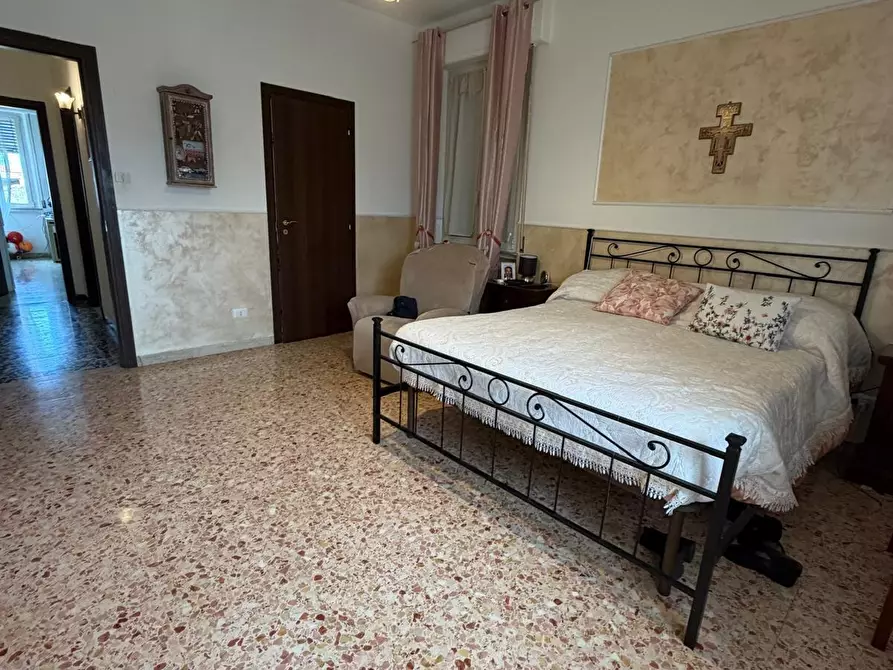 Immagine 21 di Appartamento in vendita  a Senigallia