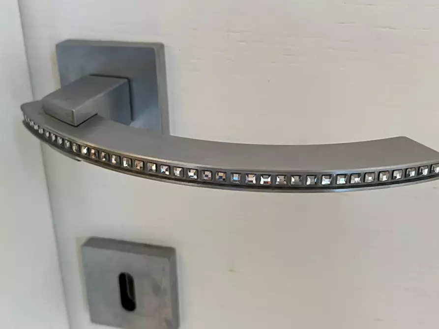 Immagine 46 di Attico in vendita  a Senigallia