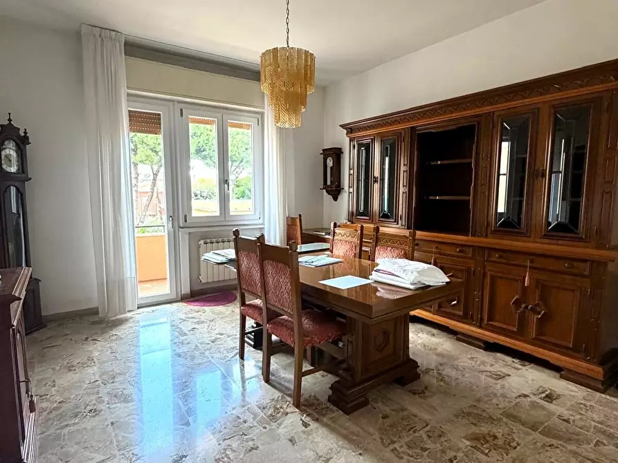 Immagine 1 di Quadrilocale in vendita  a Senigallia