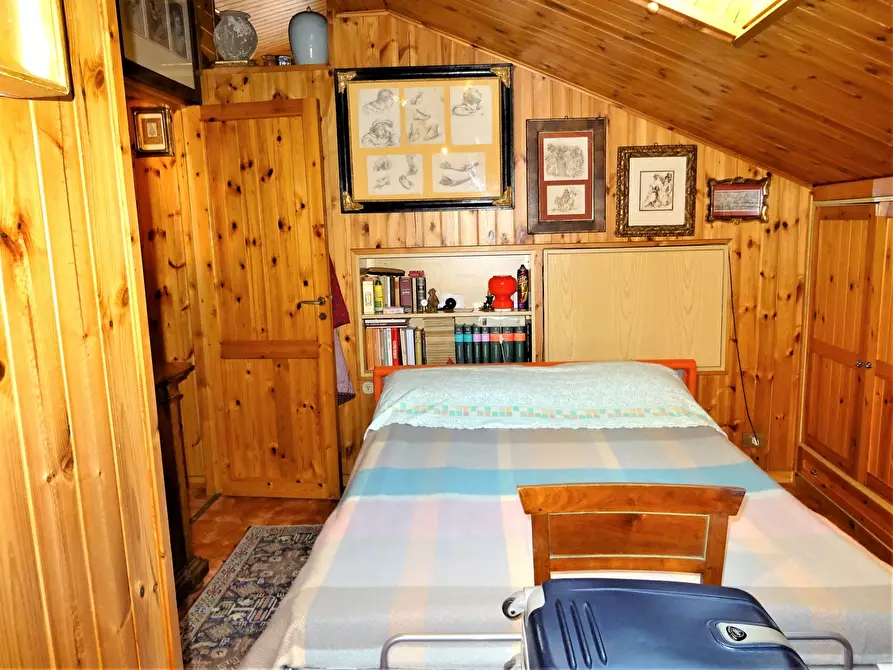 Immagine 19 di Mansarda in vendita  a Senigallia