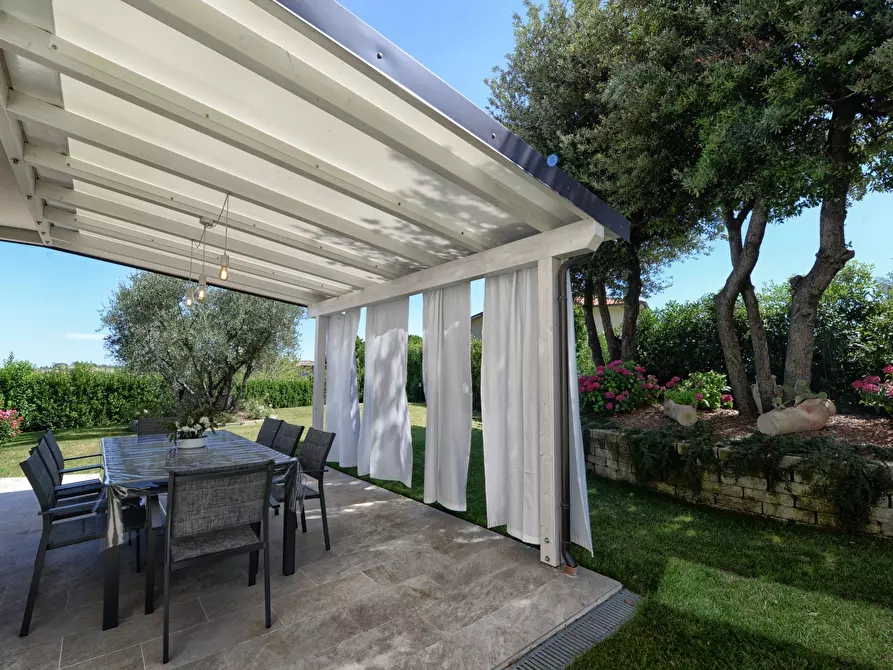 Immagine 10 di Villa in vendita  a Barbara