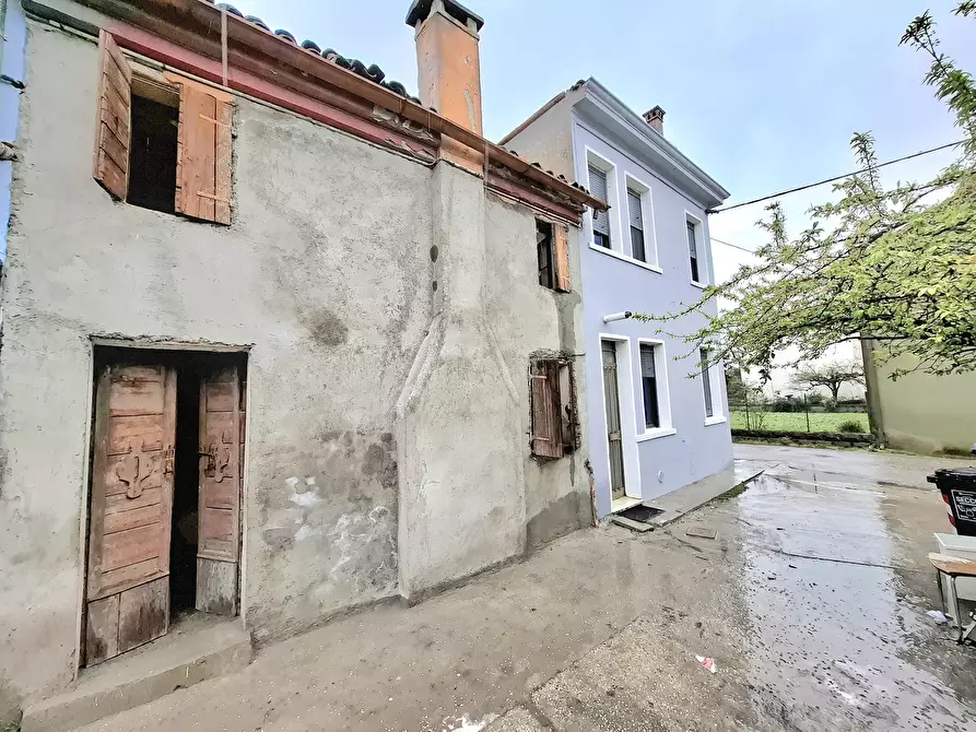 Immagine 14 di Porzione di casa in vendita  in Via Ponte del Merlo 95 a Rovigo