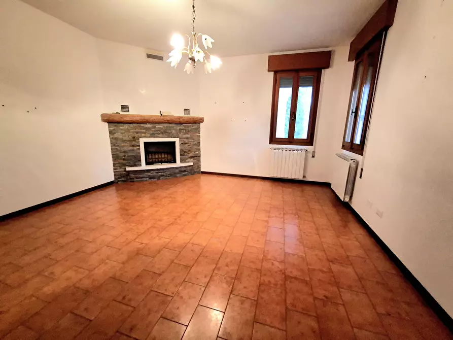 Immagine 4 di Villa in vendita  in Via Filippo Brunelleschi 42 a Rovigo