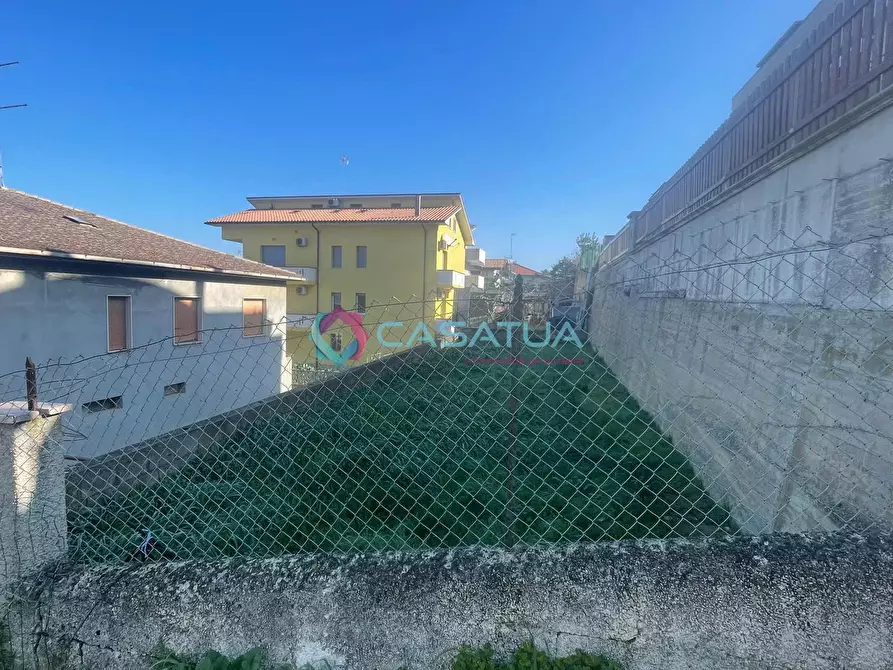 Immagine 104 di Casa indipendente in vendita  a Montesilvano
