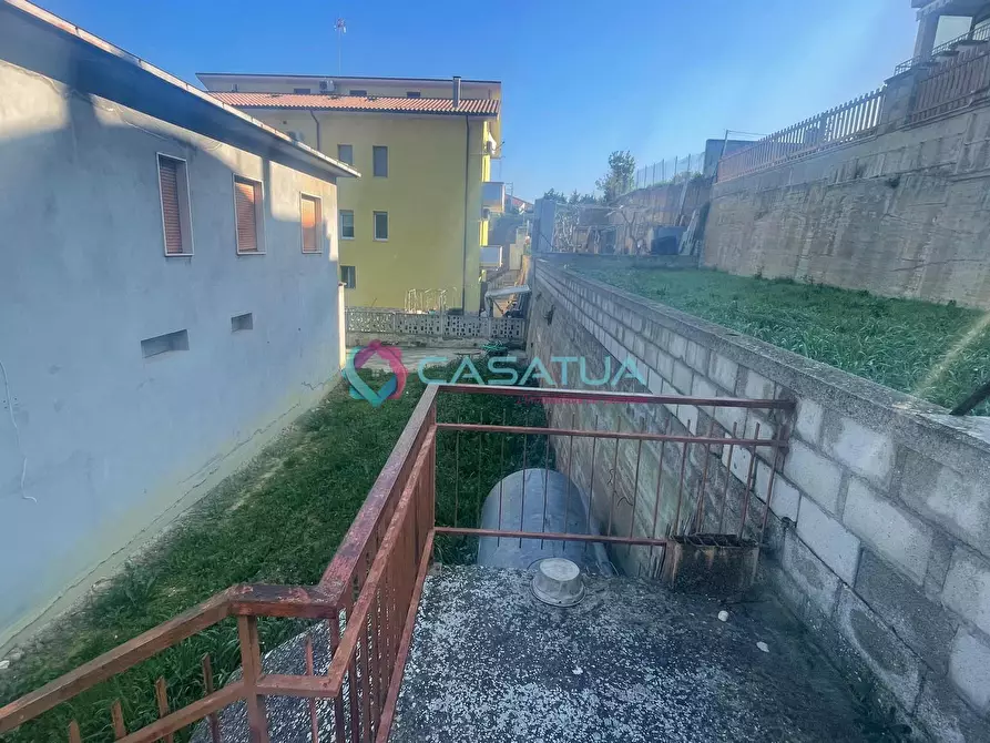 Immagine 98 di Casa indipendente in vendita  a Montesilvano