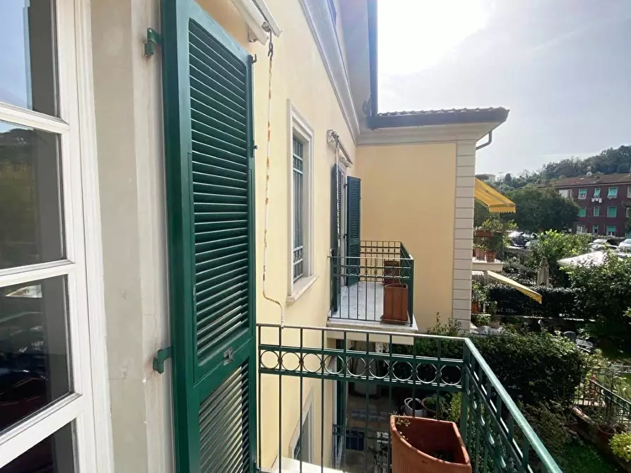 Immagine 11 di Porzione di casa in vendita  in Piazza Bastione 73 a Massa