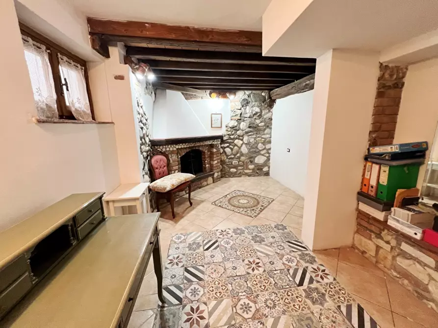 Immagine 9 di Porzione di casa in affitto  in Via Sarzanello 170 a Sarzana