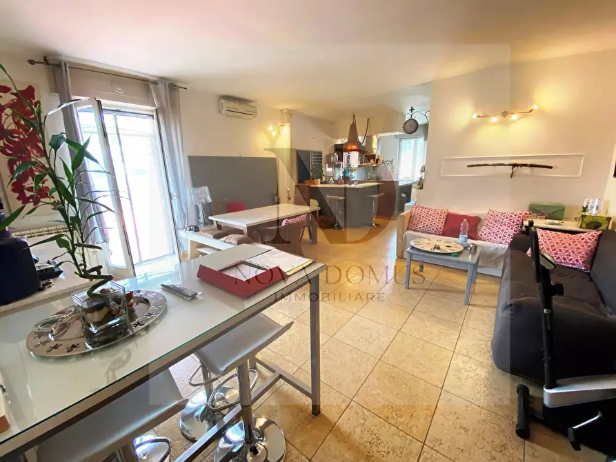 Immagine 3 di Quadrilocale in vendita  in Via Canale 30 a Castelnuovo Magra