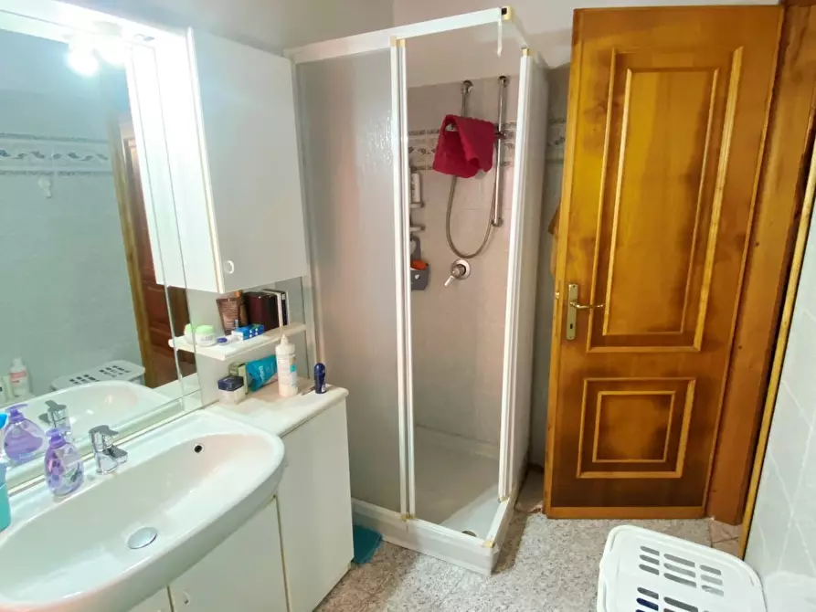 Immagine 13 di Porzione di casa in vendita  in Via Umberto Biancamano 141 a La Spezia