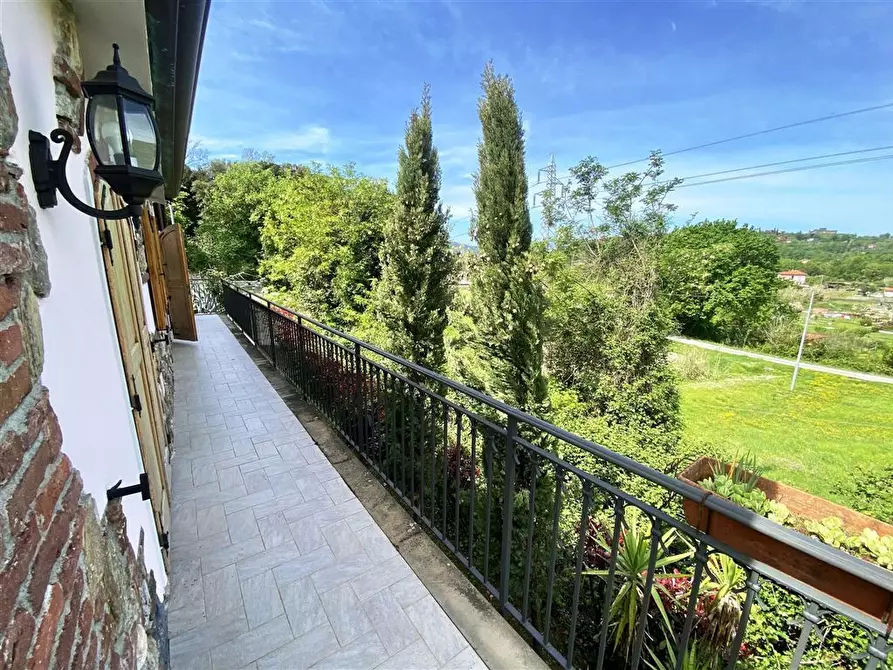 Immagine 43 di Villa in vendita  in Via Paternino 33 a Sarzana