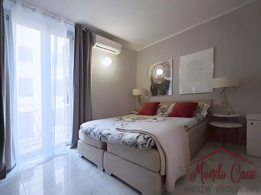 Immagine 1 di Trilocale in vendita  in Piazza Saint Bon 5 a La Spezia