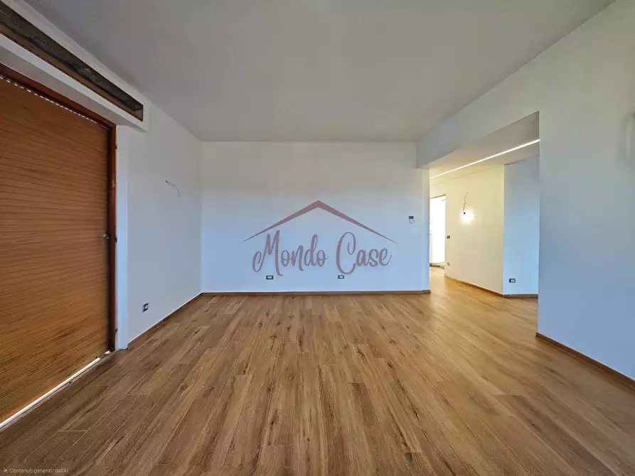 Immagine 1 di Porzione di casa in vendita  in Via dei Molini 148 a Sarzana