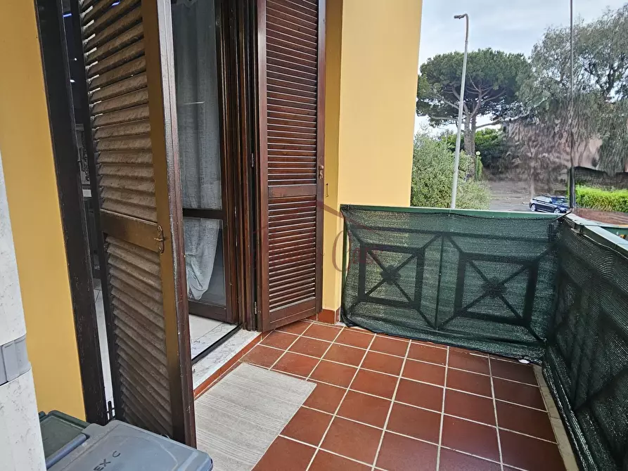 Immagine 6 di Bilocale in vendita  in Via Antonio Gramsci 27 a Ortonovo