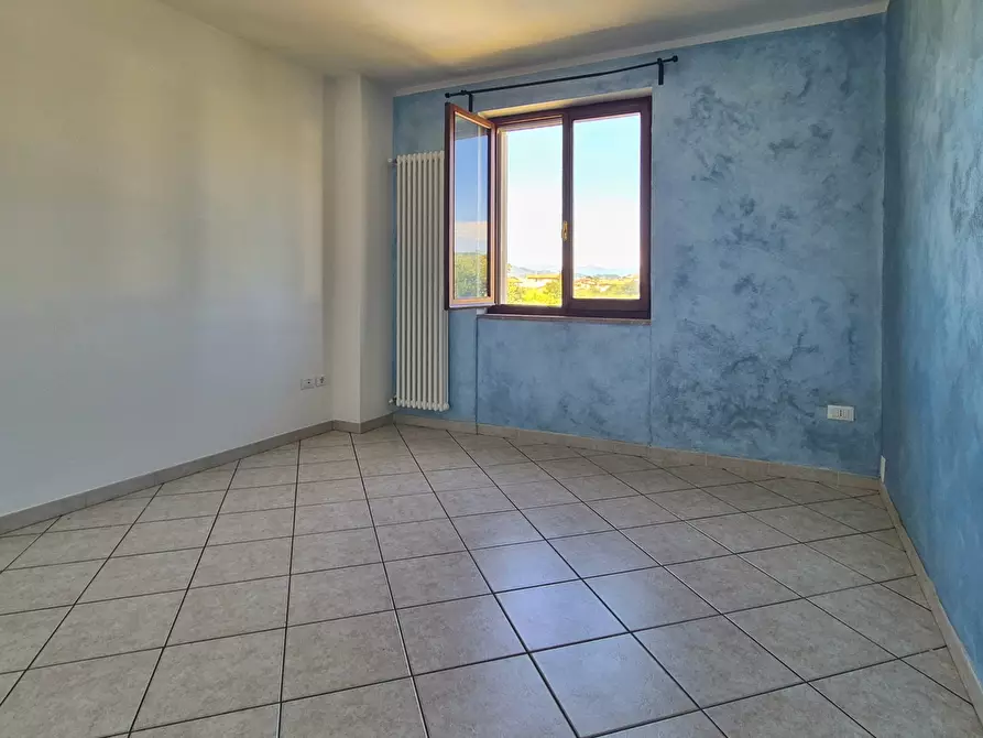 Immagine 13 di Trilocale in vendita  in Via Canale 106 a Castelnuovo Magra