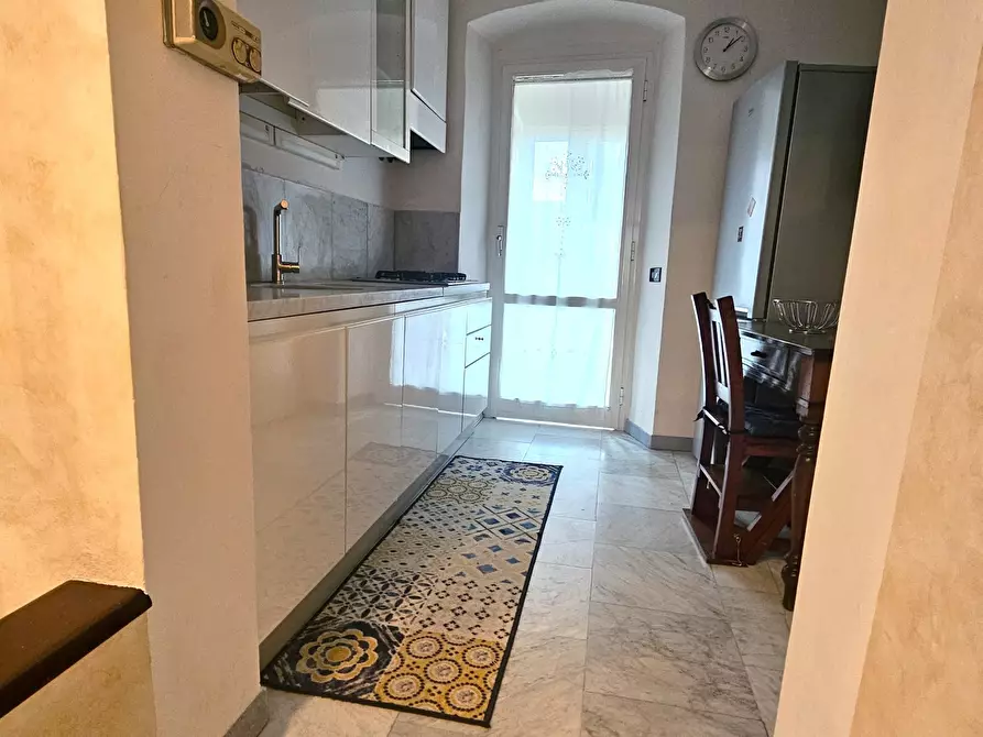 Immagine 8 di Quadrilocale in vendita  in Via Mazzini a Sarzana